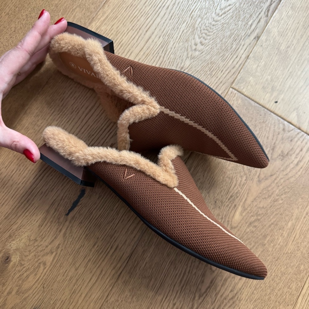 Vivaia - Tina Pointed-Toe Heeled Fluffy Mules - Size 37 - Brown & Tan - EUC+ - Picture 7 of 7